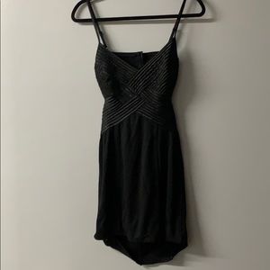 SIZE 4 OPEN BACK TIGHT VENUS COCKTAIL DRESS